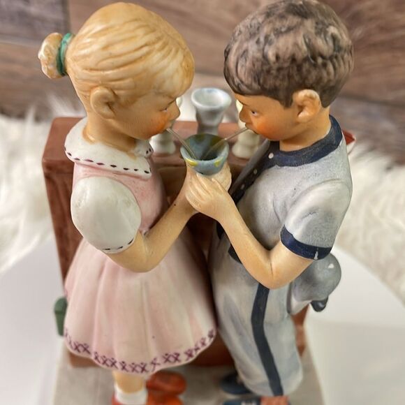 Gorham Figurine Inspired byNorman Rockwell Painting”A Day in the Life of a Boy” - Picture 4 of 8
